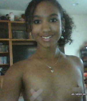 Ebony Webcam Nude - Black Porn - Amateur Ebony Girlfriends - Black Celebrity Sextapes